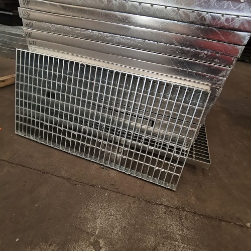 車庫耐用焊接鋼格板鋼格柵應用和優勢