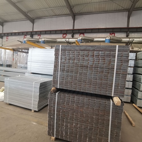 加油站鋼格柵：防爆、防靜電的安全解決方案